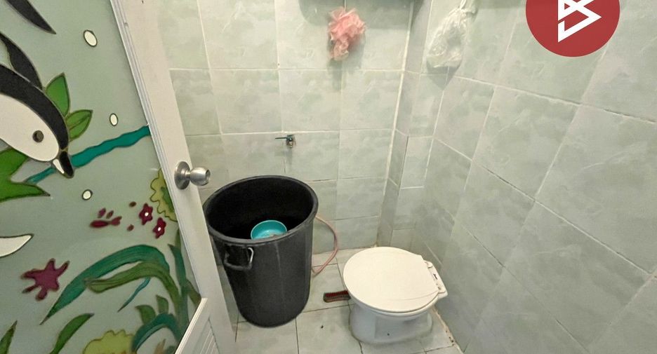 À vendre 2 chambres maison à Nong Chok, Bangkok