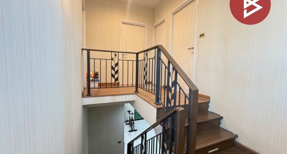 For sale 3 bedrooms house in Thung Khru, Bangkok
