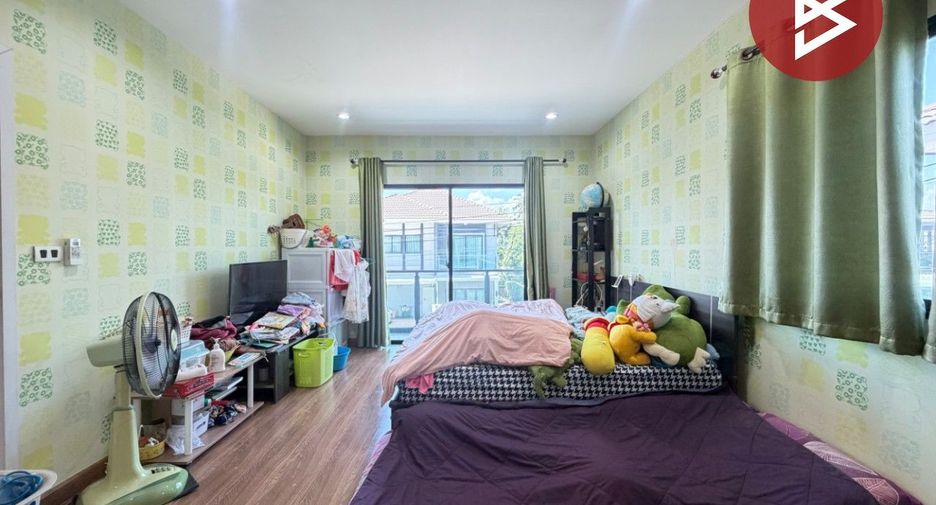 For sale 3 bedrooms house in Thung Khru, Bangkok