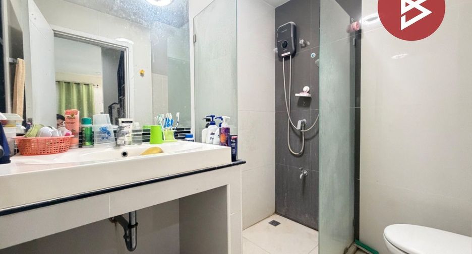 For sale 3 bedrooms house in Thung Khru, Bangkok