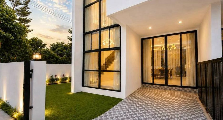 For rent 4 bedrooms house in Bang Lamung, Chonburi