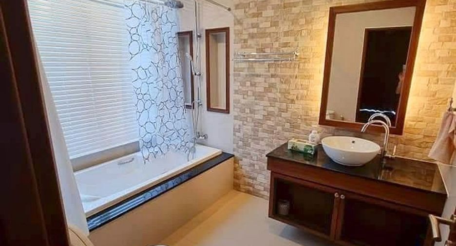 Haus zur Miete mit 3 Zimmer in Huay Yai, Pattaya