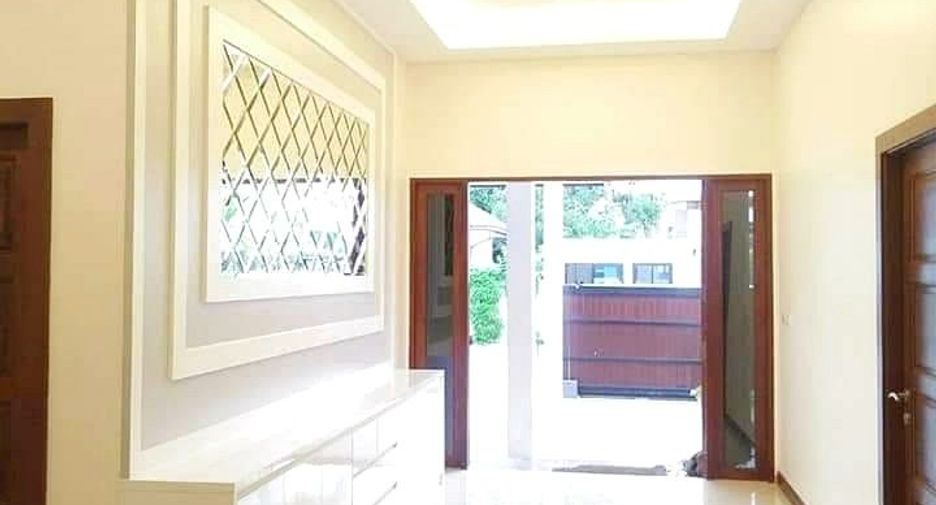 Haus zur Miete mit 3 Zimmer in Huay Yai, Pattaya