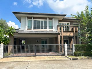 For sale 5 bedrooms house in Thawi Watthana, Bangkok