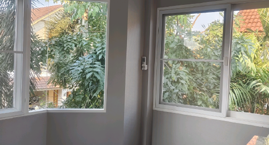 For sale 3 bedrooms house in Sai Mai, Bangkok