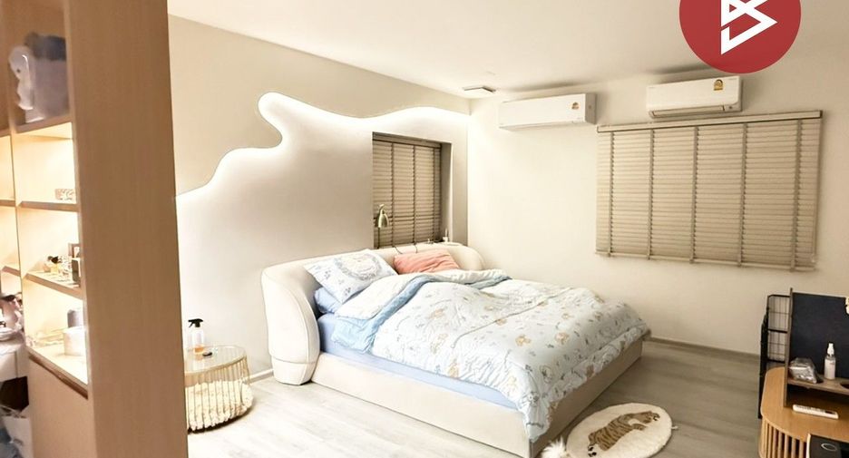 For sale 3 bedrooms house in Bang Phli, Samut Prakan