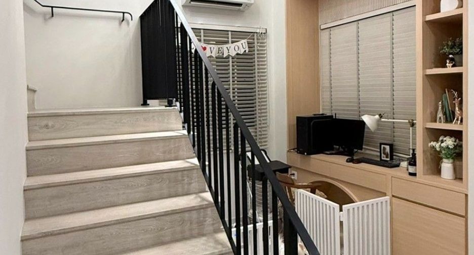 For sale 3 bedrooms house in Bang Phli, Samut Prakan