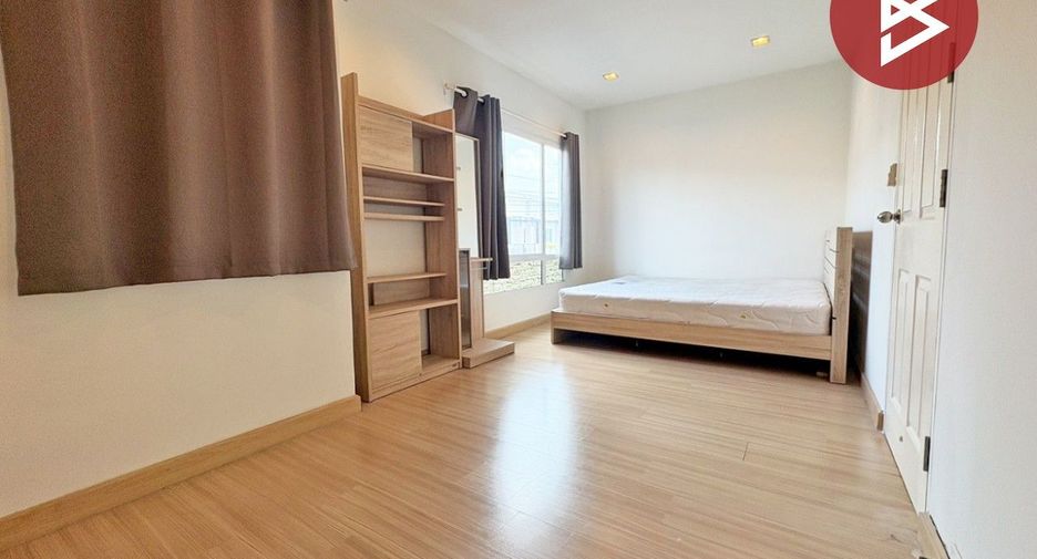 Casa adosada en venta de 3 habitaciones en Bang Bua Thong, Nonthaburi