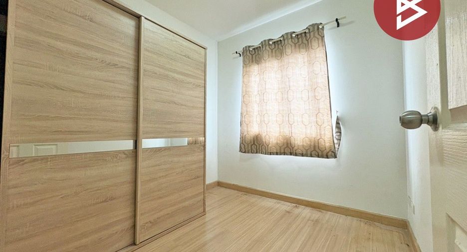 Casa adosada en venta de 3 habitaciones en Bang Bua Thong, Nonthaburi