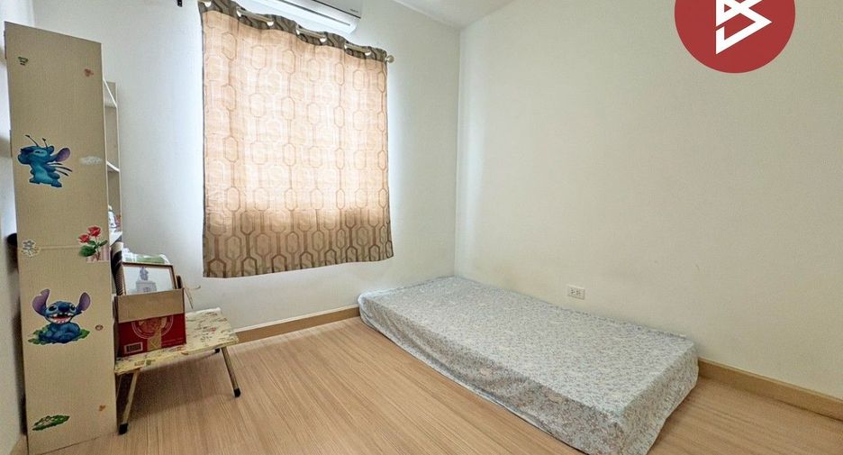 Casa adosada en venta de 3 habitaciones en Bang Bua Thong, Nonthaburi