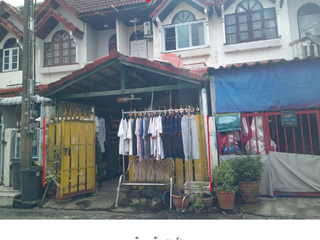For sale 2 bedrooms townhouse in Khlong Sam Wa, Bangkok