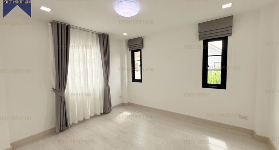 Casa en venta de 4 habitaciones en Saphan Sung, Bangkok