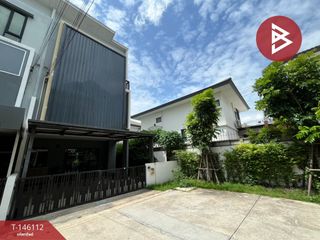 Reihenhaus zum Kauf mit 3 Zimmer in Bang Yai, Nonthaburi