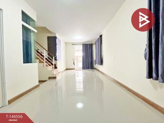 À vendre 4 chambres maison de ville à Bang Phli, Samut Prakan