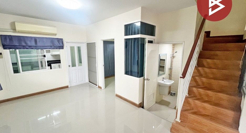 À vendre 4 chambres maison de ville à Bang Phli, Samut Prakan
