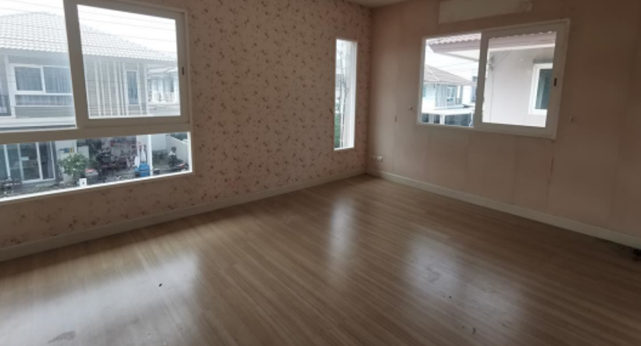 For sale 3 bedrooms house in Bang Khun Thian, Bangkok