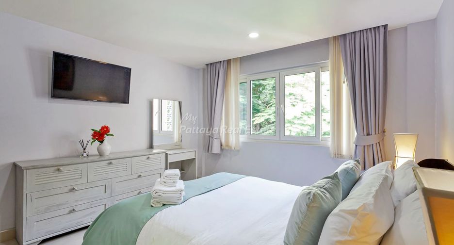 For sale 8 ベッドルーム house in Bang Lamung, Chonburi