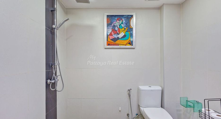 For sale 8 ベッドルーム house in Bang Lamung, Chonburi