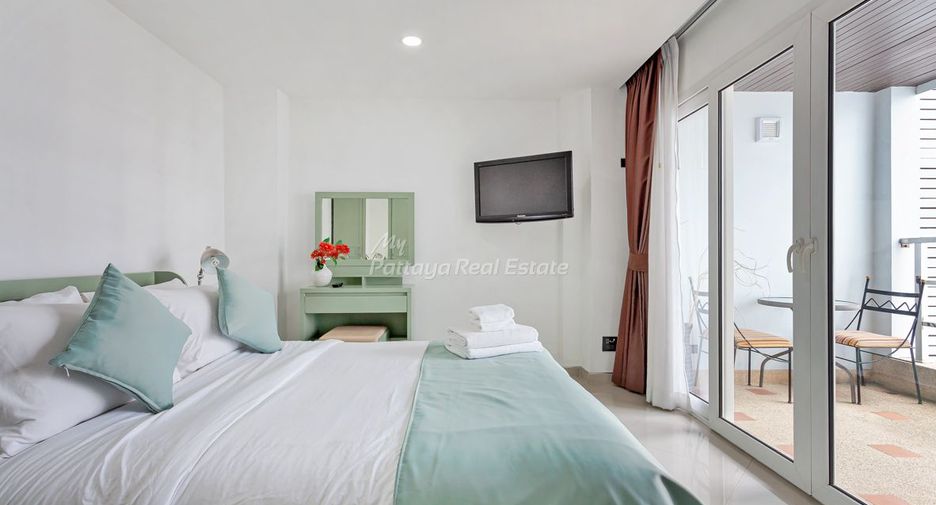 For sale 8 ベッドルーム house in Bang Lamung, Chonburi