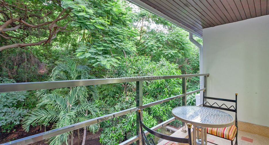 For sale 8 ベッドルーム house in Bang Lamung, Chonburi