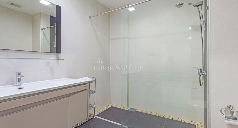 For sale 8 ベッドルーム house in Bang Lamung, Chonburi