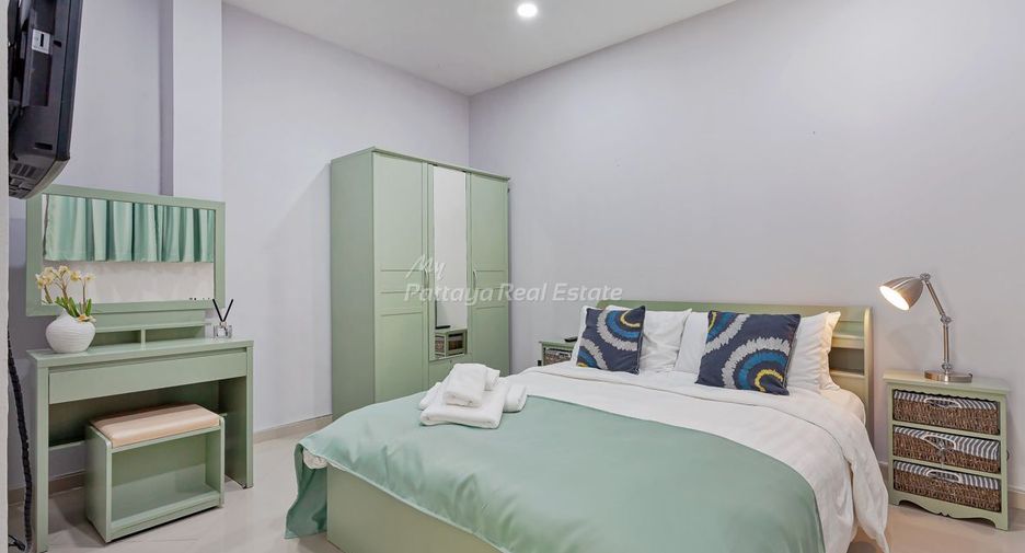 For sale 8 ベッドルーム house in Bang Lamung, Chonburi
