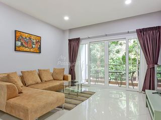 For sale 8 ベッドルーム house in Bang Lamung, Chonburi