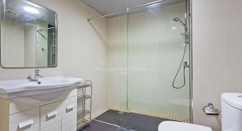 For sale 8 ベッドルーム house in Bang Lamung, Chonburi