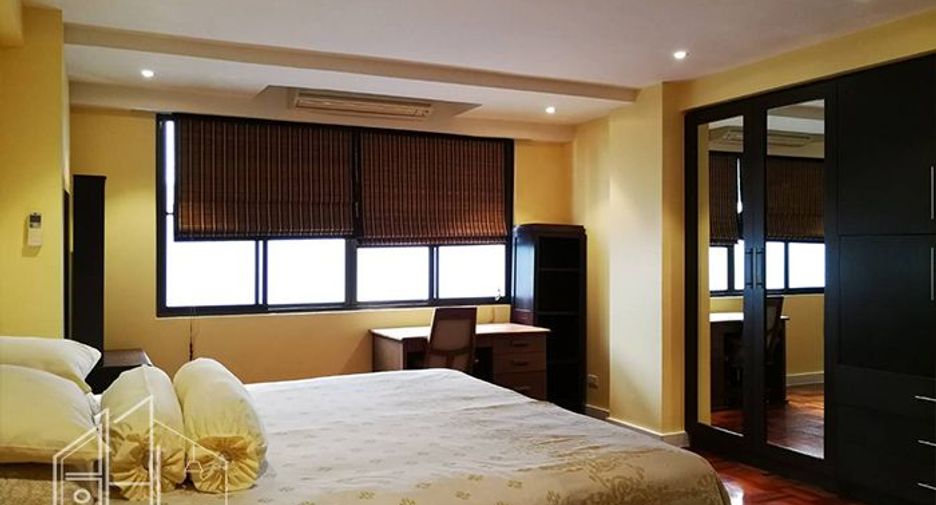 Condo en alquiler de 3 habitaciones en Khlong Toei, Bangkok