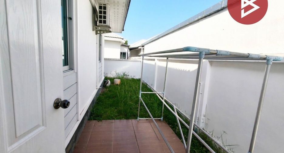 À vendre 3 chambres maison à Phan Thong, Chonburi