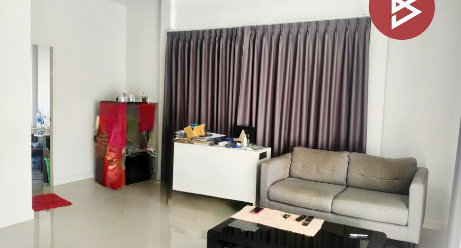 À vendre 3 chambres maison à Phan Thong, Chonburi