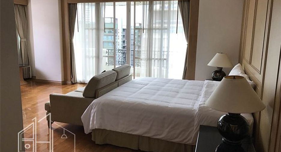 À louer 3 chambres appartement à Watthana, Bangkok