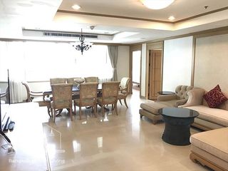 À louer 3 chambres appartement à Watthana, Bangkok