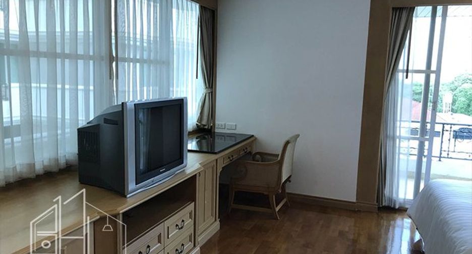 À louer 3 chambres appartement à Watthana, Bangkok