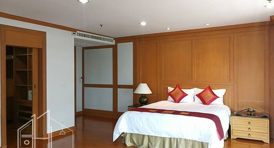 À louer 3 chambres condo à Watthana, Bangkok