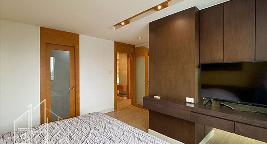 À louer 2 chambres condo à Khlong Toei, Bangkok
