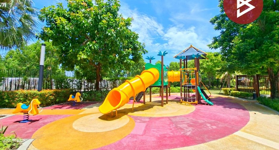 出售 4 卧室 独立屋 在 Mueang Chon Buri, Chon Buri