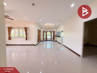 出售 3 卧室 独立屋 在 Si Racha, Chon Buri
