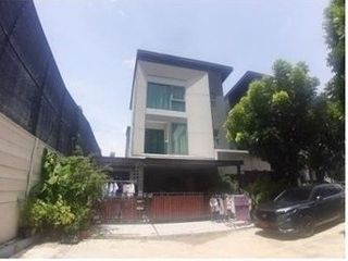 For sale 4 bedrooms house in Thung Khru, Bangkok