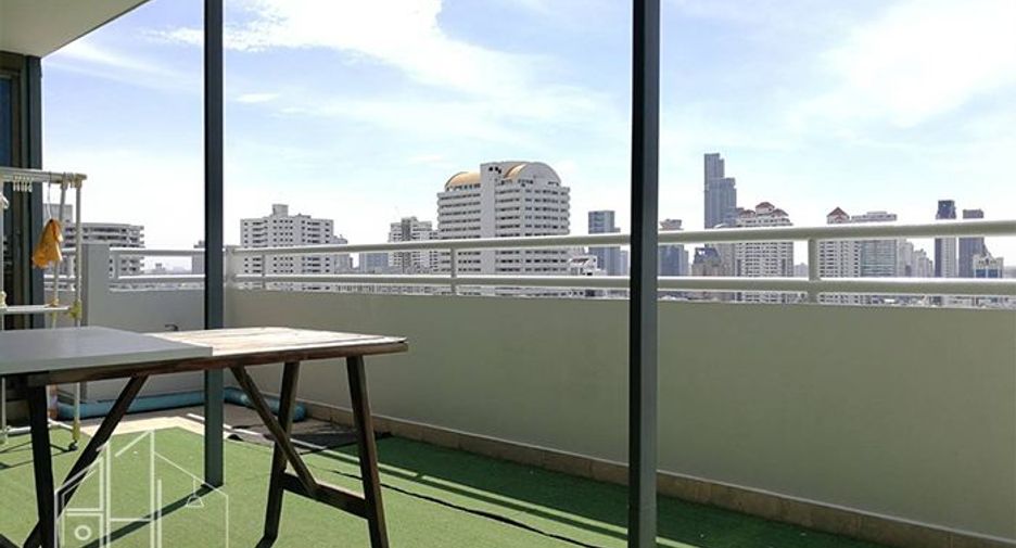 À louer 3 chambres condo à Khlong Toei, Bangkok