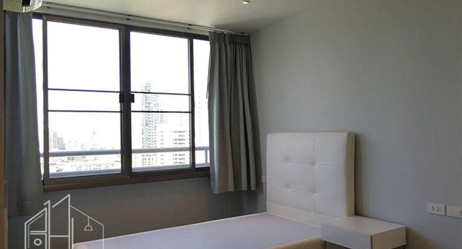 À louer 3 chambres condo à Khlong Toei, Bangkok