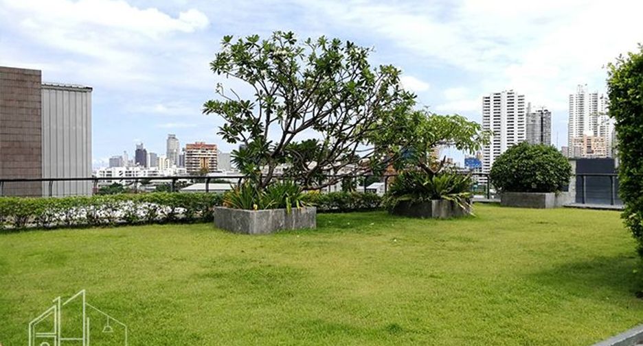 Condo en alquiler de 2 habitaciones en Watthana, Bangkok