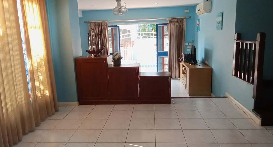 For rent and for sale 3 bedrooms house in Jomtien, Pattaya