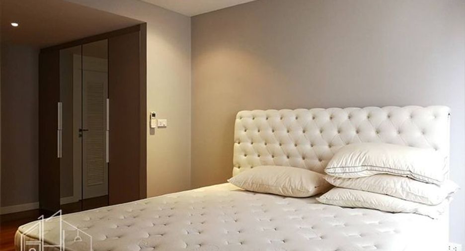 Condo en alquiler de 3 habitaciones en Watthana, Bangkok