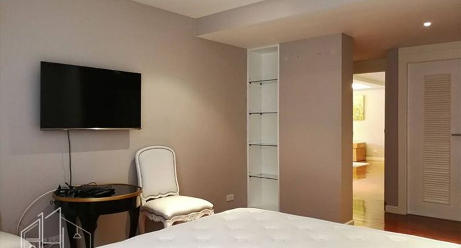 Condo en alquiler de 3 habitaciones en Watthana, Bangkok