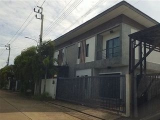 For sale 3 bedrooms house in Bang Bon, Bangkok
