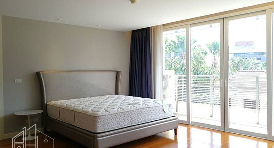 Condo en alquiler de 3 habitaciones en Watthana, Bangkok
