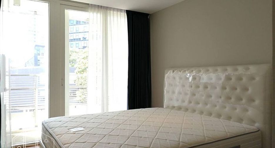 Condo en alquiler de 3 habitaciones en Watthana, Bangkok