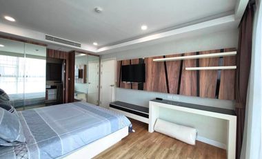 For rent 3 bedrooms condo in Jomtien, Pattaya