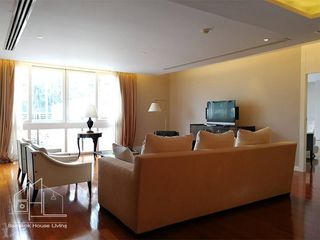 Condo en alquiler y en venta de 3 habitaciones en Watthana, Bangkok